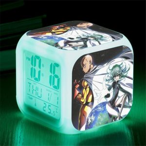 Réveil One Punch Man Saitama et Tornade Tragique